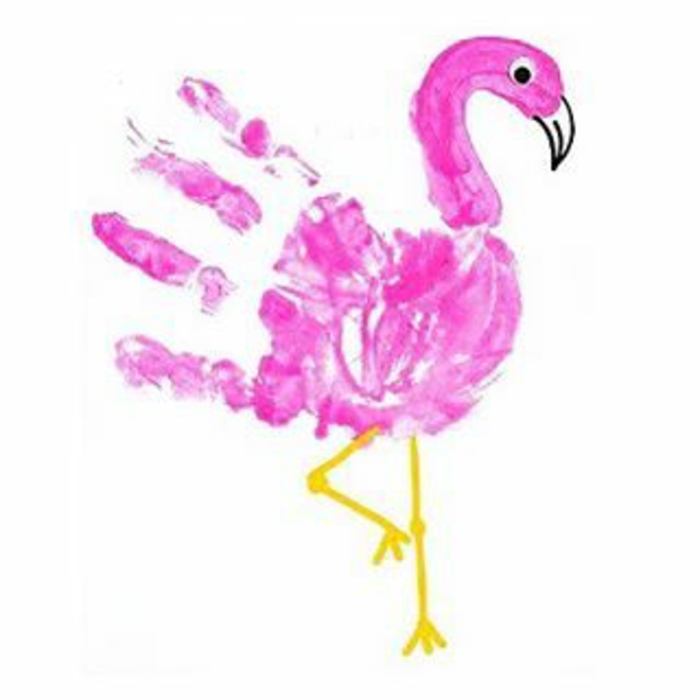 handabdruck bilder - hier ist ein pinker flamingo 