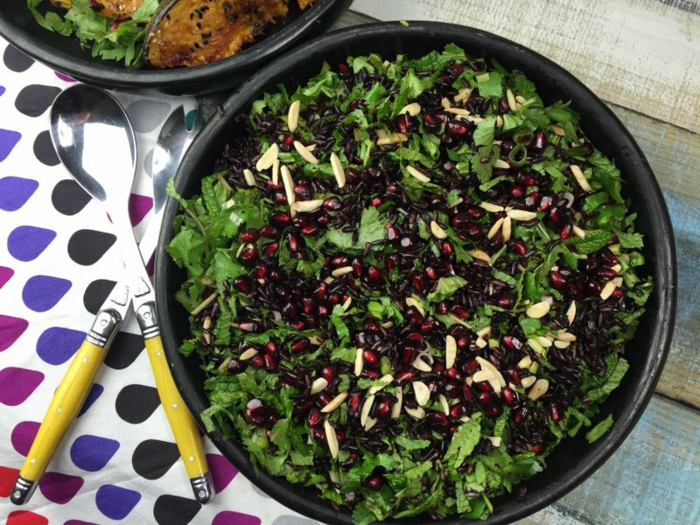 rezept schwarzer reis nährwerte von reis salat mit schwarzem reis zubereiten grünsalat petersilie 