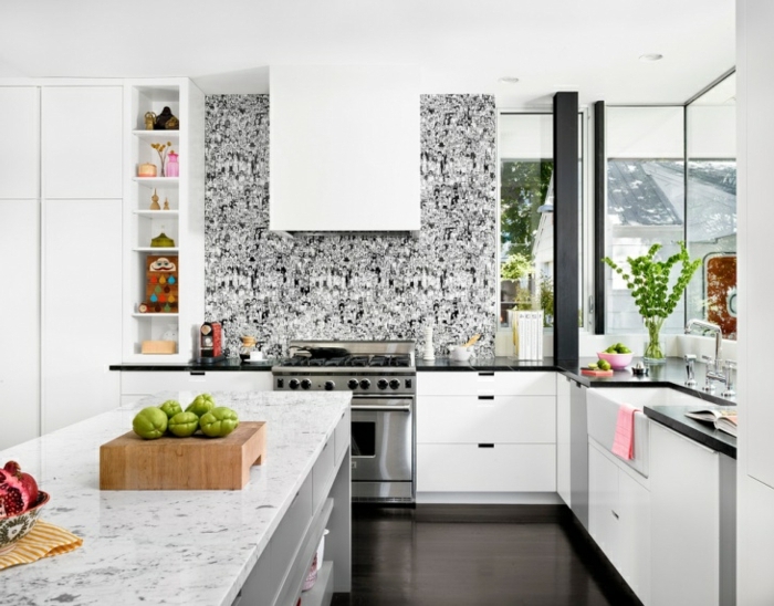 spitzschutz küche folie kpchenrückwand in schwarz und weiß küchendeko ideen weiße küchenschränke
