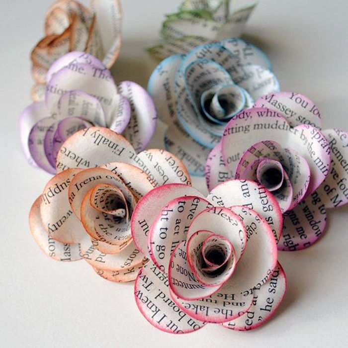 Kreative Idee, Blumen aus Zeitungspapier basteln