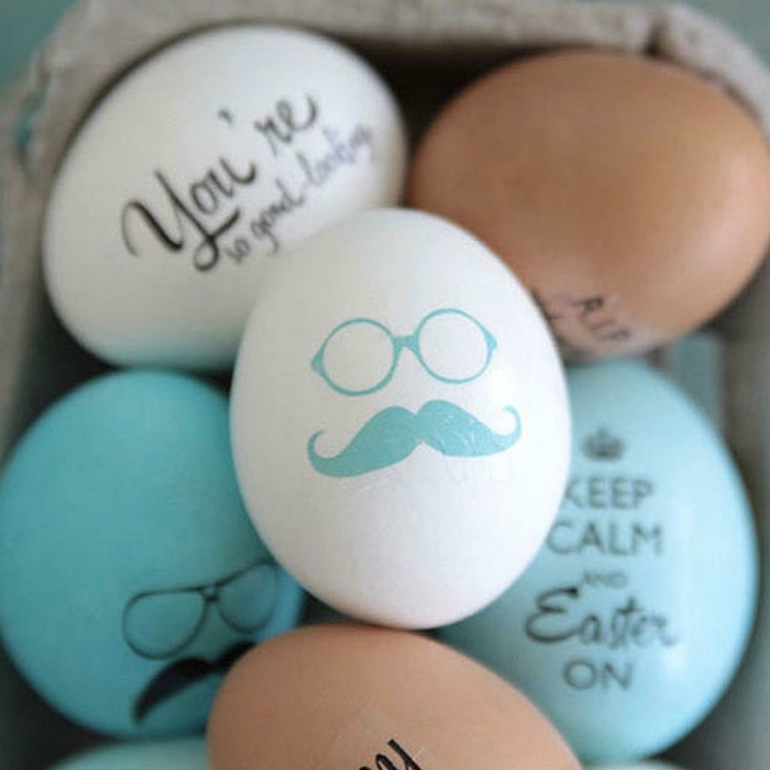 Lustige Eiergesichter von einem Kerl mit Brillen und Schnurrbart in weißer Farbe