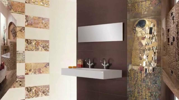 kunstvolles Badezimmer Design mit einem bekannten Bild an der Wand, ganz bunt