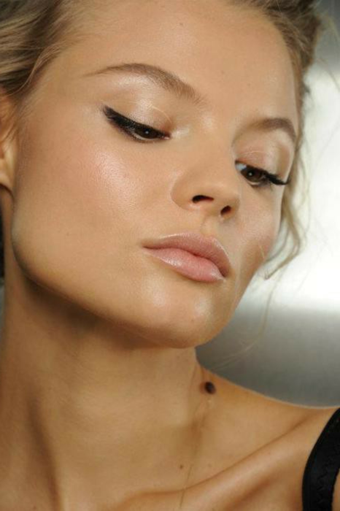natürliche schminke schminktipps ideen für dezentes makeup glanz glänzende frau lidstrich