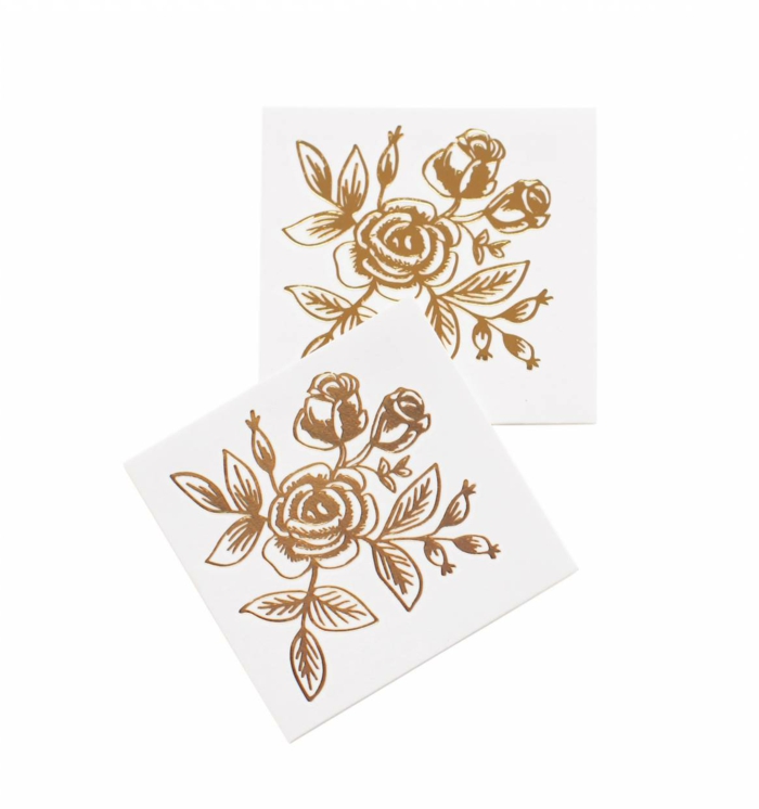 tattoo vorlagen frauen bunte muster goldene farbe ist besonders beliebt goldene rosen tätowieren