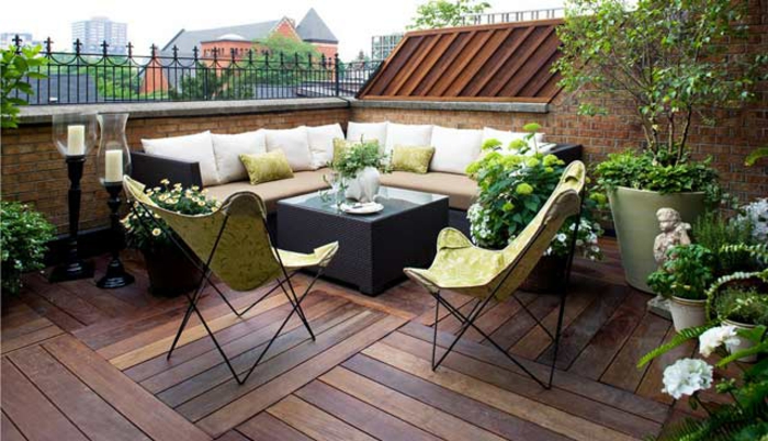 terrassen bilder schöne terrasse dachterrasse natürlicher look hölzerne umgebung grünund weiß deko