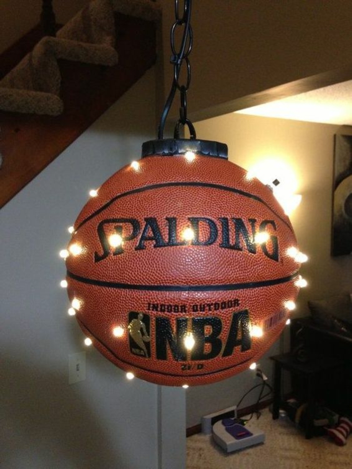 coole diy lampe aus basketball -upcycling ideen