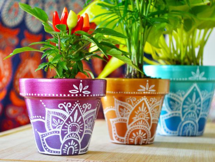 blumentopf keramik mandalla schöne blumentopf design ideen in blau grün lila orange rot und weiße streichen