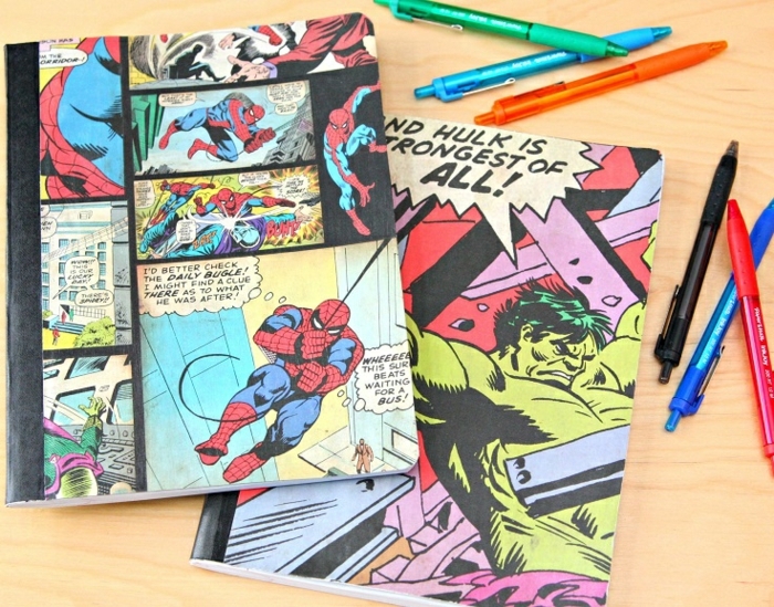 Das Hobby des Schüler können Sie in Schulmaterialien verwenden - Comic Buch lesen