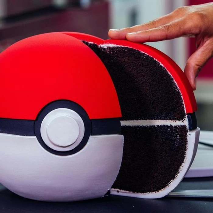 ein großer roter pokeball - noch eine tolle idee für eine schoko pokemon torte 