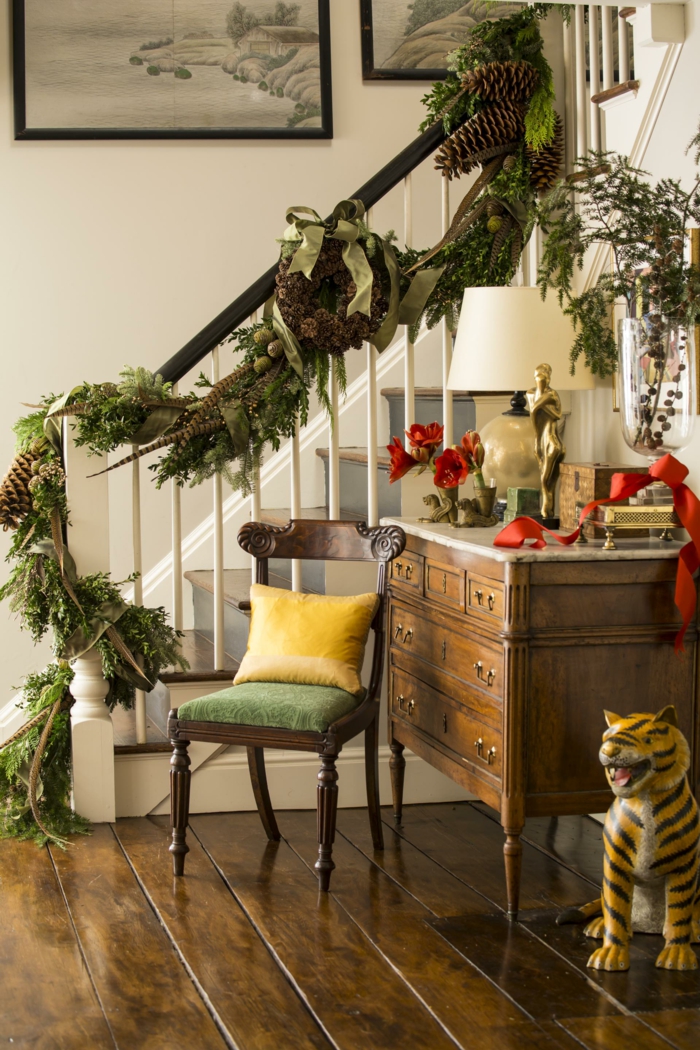 Treppenhaus Ideen - Dekoration zu Weihnachten zu fröhliche Stimmung Weihnachtskranz