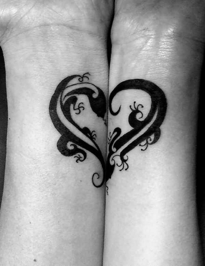 tattoos fuer paare, arm tattoos fuer partner, liebe