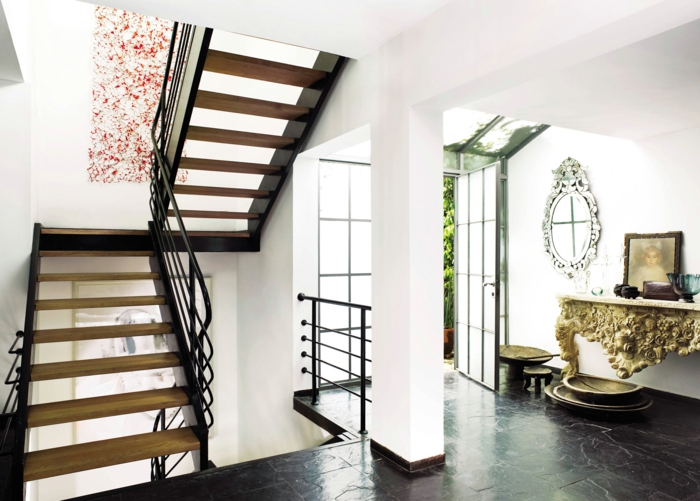 zwei Treppen mit einem Tropfen Bild in roter Farbe dazwischen Treppenaufgang gestalten
