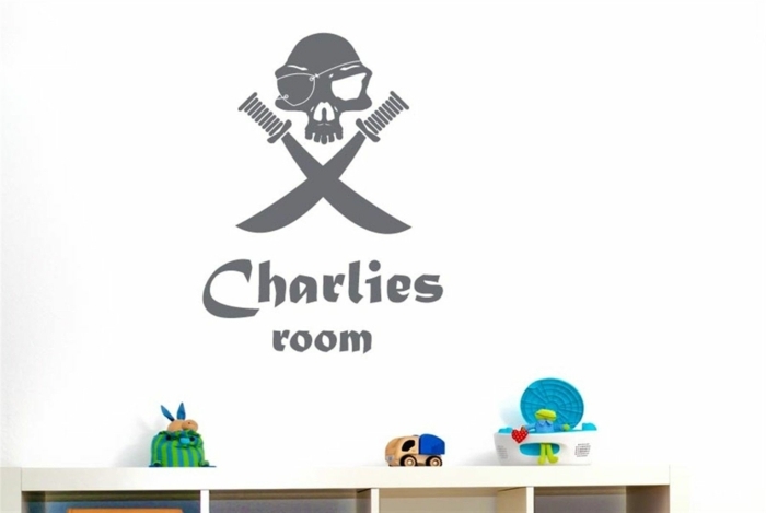 dieses Zimmer gehört Charlies ist unter dem Totenkopf geschrieben Wanddeko Kinderzimmer