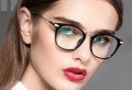 Trendy Brillen als modisches Accessoire