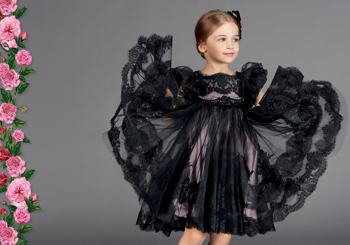 festliche Kleider für Kinder, elegantes Kleid in Lila und Schwarz, mit Spitze