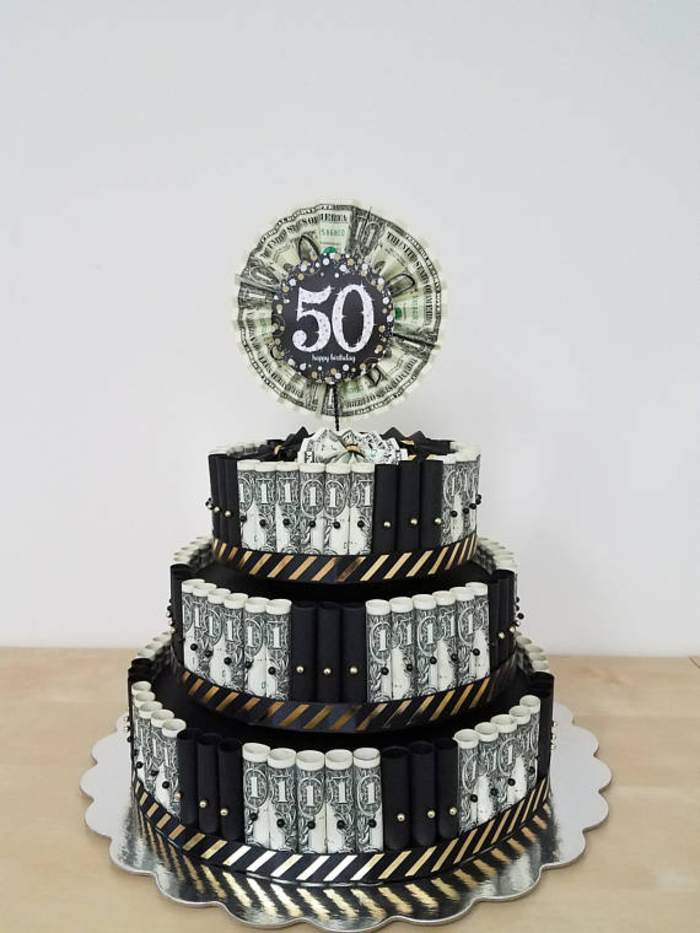 Torte für Jubiläum aus Geldscheinen gestalten, kreative Idee für 50 Geburtstag