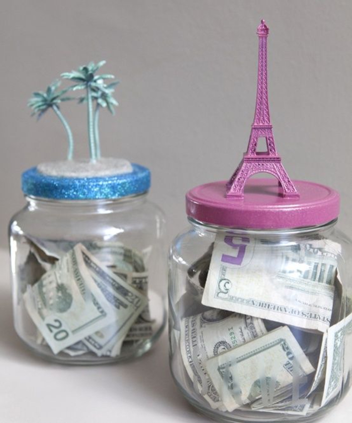 kreative Ideen zum Nachmachen, Gläser voll mit Geldscheinen, Geld für Reisen sparen