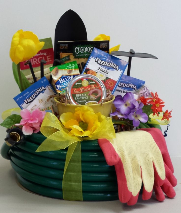Perfekte Geschenkkorb Ideen für Hobbygärtner -viele Samen für verschiedene Blumen und Handschuhe
