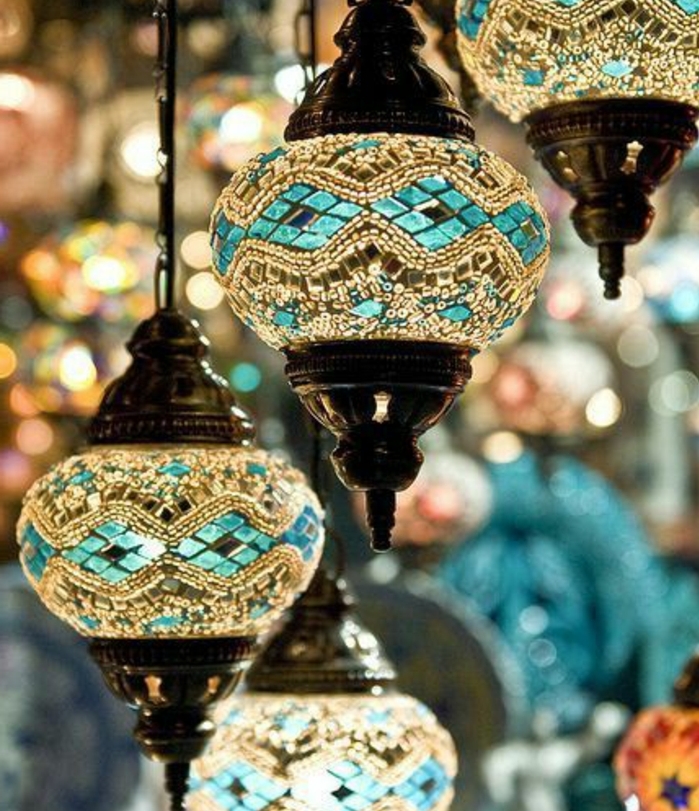 arabische möbel marokkanische lampen mit einzigartigem design glasstücke in transparenter und blauer farbe 
