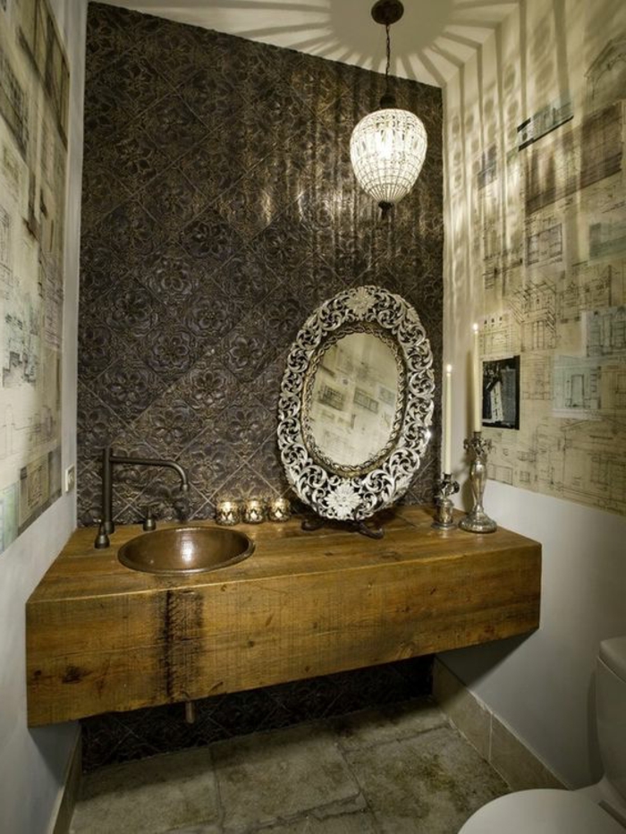 orientalische lampe im bad scpiegel mit besonderem design dekorationen im badezimmer waschbecken wanddeko kerzen