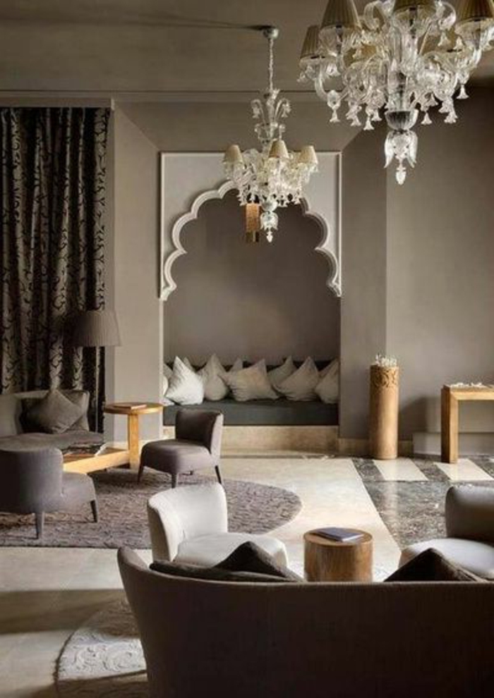 orientalische lampe dekorative lüster besonders schönes design wohnzimmer orientalische sitzecke viele kissen