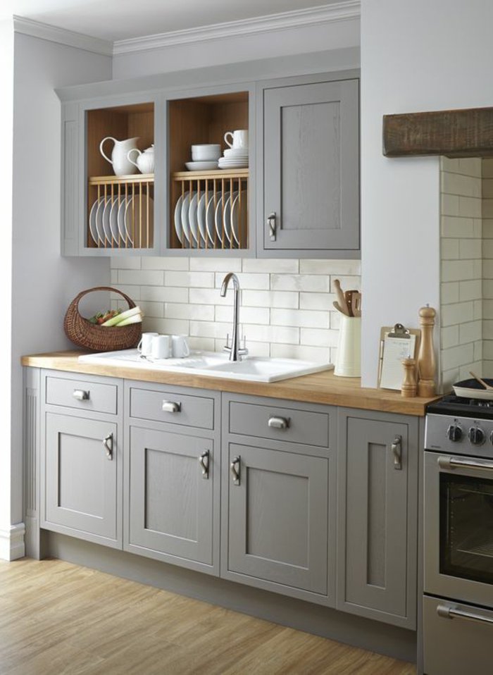 Küchen grau viele Aufbewahrungsboxes für Geschirr, graue Regale, grauer Ofen