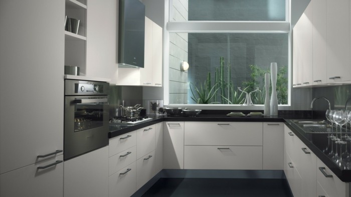 schwarz-weiße Küche, klassische Farbkombination, Küchenfenster schaut zum Außenbereich