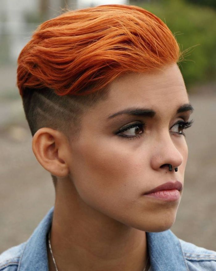 kurzhaarfrisuren 2020 damen undercut nasenring piercing dezent geschminktes gesicht frisuren für kurze haare rote haarfarbe