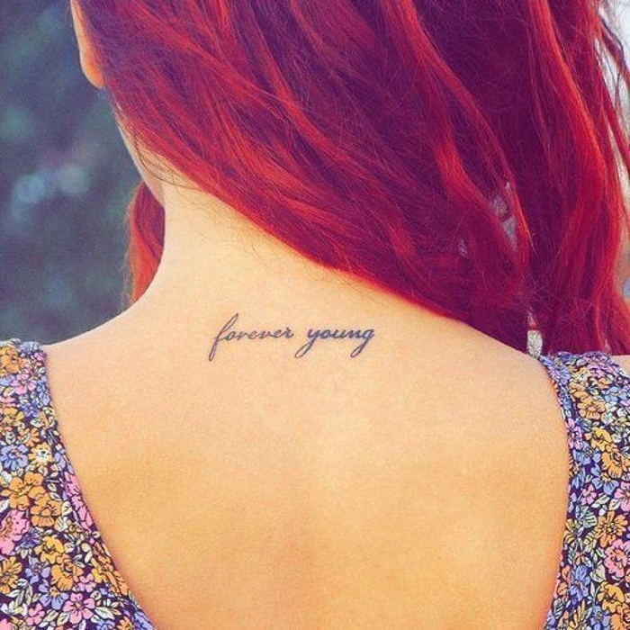 Rücken Tattoo, forever young, für immer jung, viele Ideen für weibliche Tattoos mit tiefer Bedeutung
