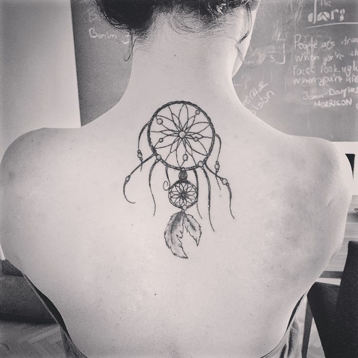 coole Rücken Tattoos, Traumfänger, weibliche Tattoo-Motive, Inspiration und Ideen