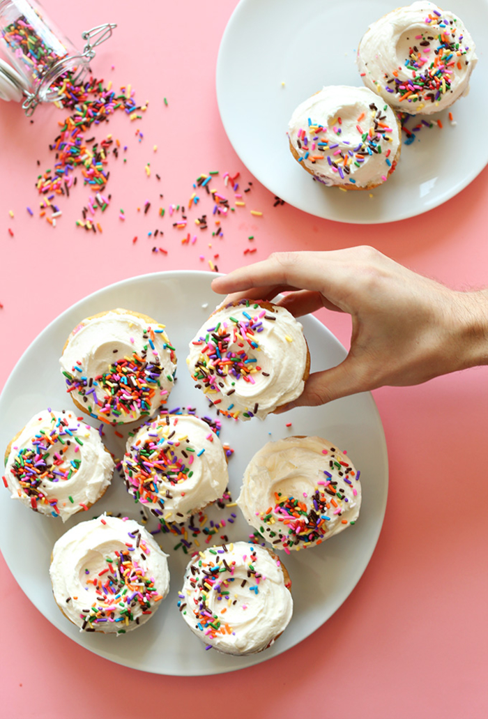 Cupcakes zum Geburtstag zubereiten und dekorieren, eine schöne Überraschung für jedes Geburtstagskind