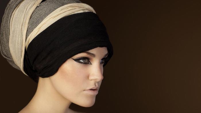 kleopatra kostüm ideen für die haare sie kann versteckt bleiben oder mit toller frisur