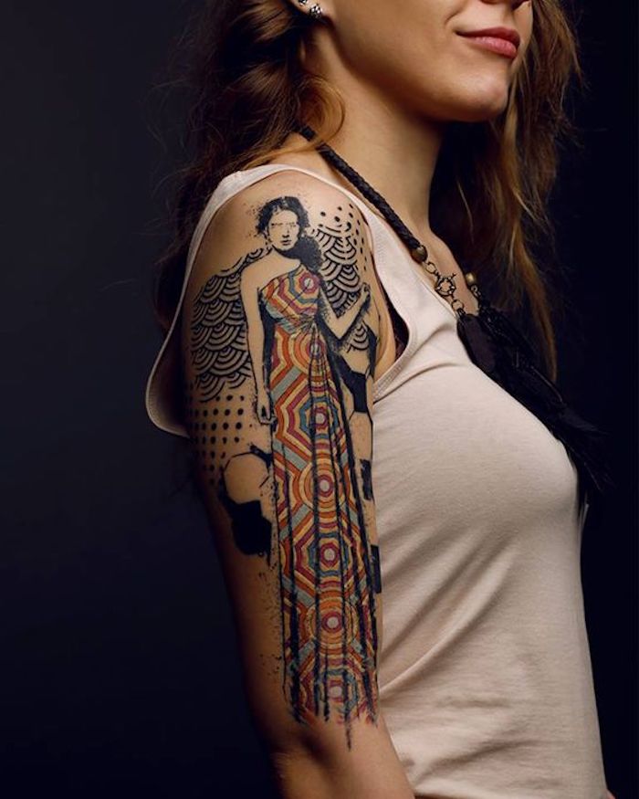 Oberarm tattoos frauen Tattoo Bilder