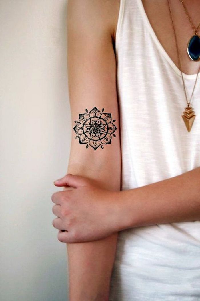 150 Coole Tattoos Für Frauen Und Ihre Bedeutung