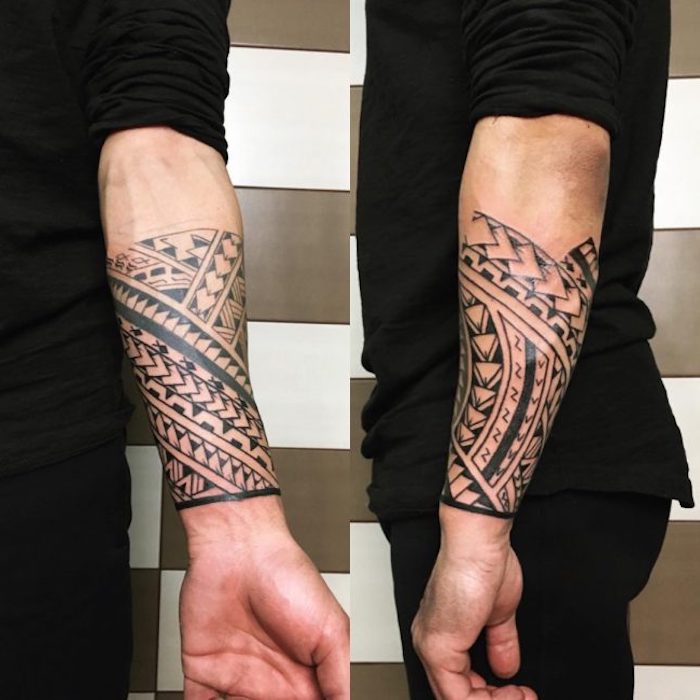 tattoo bedeutung, mann mit tätowierung mit samoanischem motiv arm arm