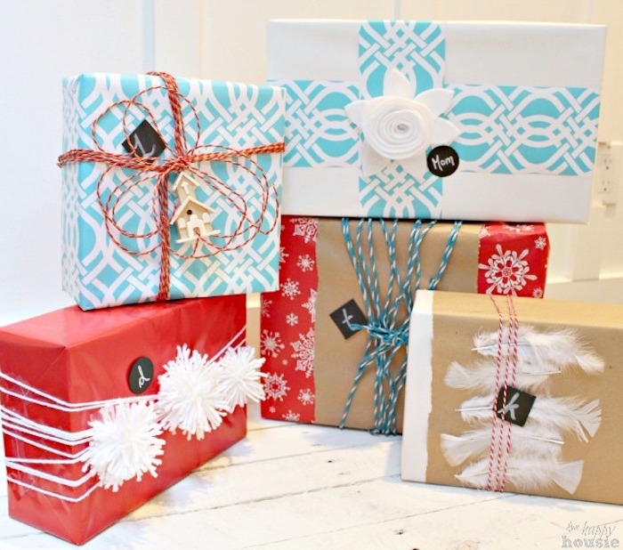 bute Weihnachtsverpackungen mit Dekorationen für Familiengeschenke