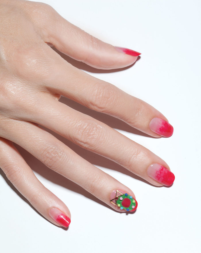weihnachtsnägel design idee nageldesign zu weihnachten rot grün kranz deko ombre nails