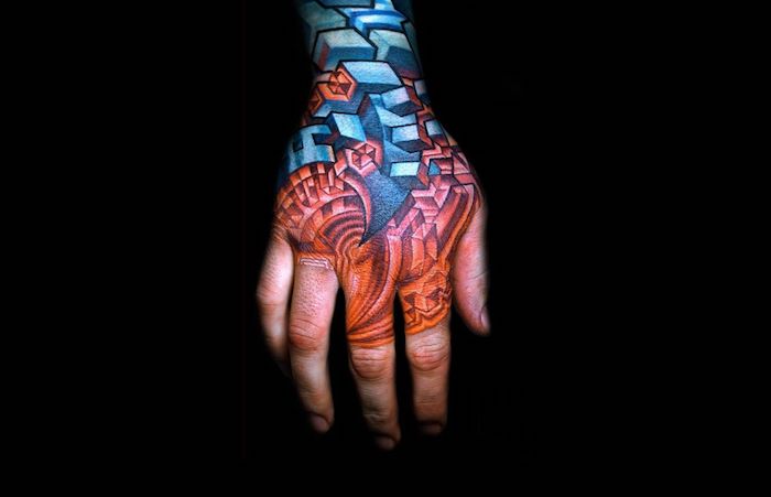 tattoo motive männer, biomechanische tötowierung am hand und unterarm