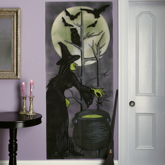 eine Zeichnung von Hexe aus Halloween Deko in Grün und Schwarz - Basteln für Halloween