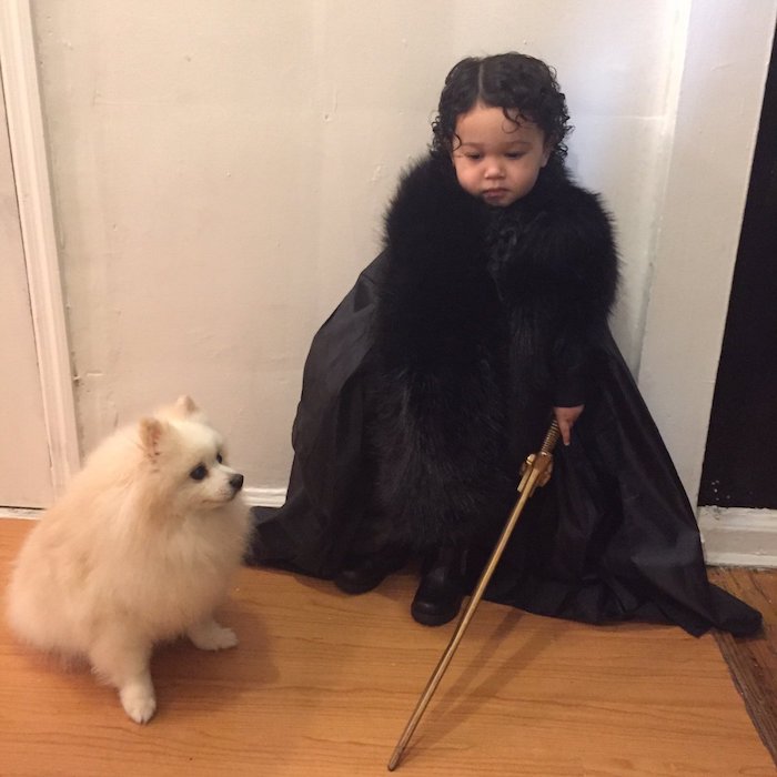 Game of Thrones Helden - ein Baby und sein Hund - Halloween Kostüme für Kinder