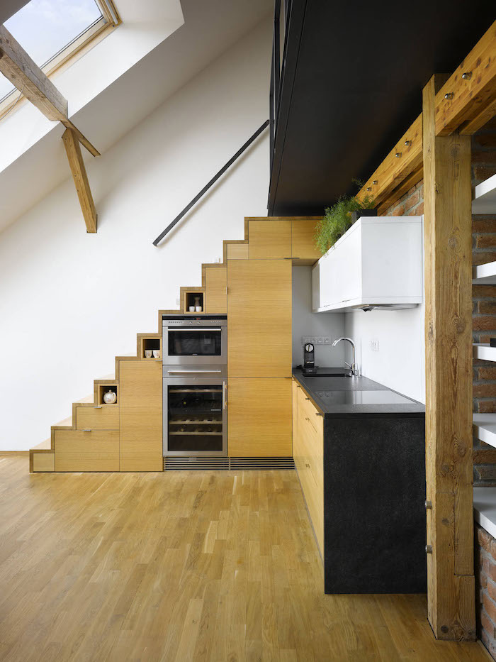 wohnung einrichten ideen küche gestaltungsideen treppe einmaliges design praktisch