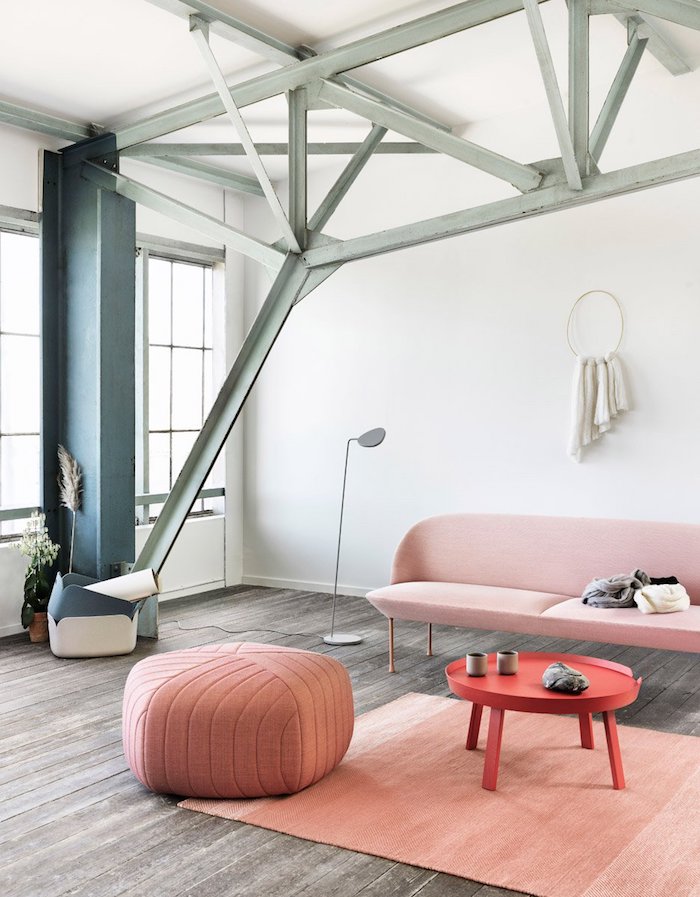 pouf füllung idee dezent rustikale wohnung architektur feine möbel dezent pfirschefarbe sofa