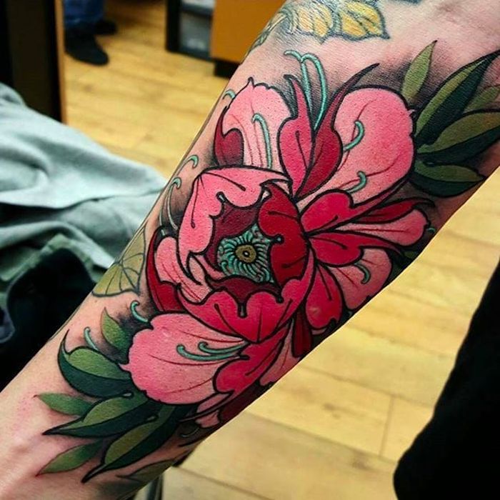 Blumen tattoo unterarm