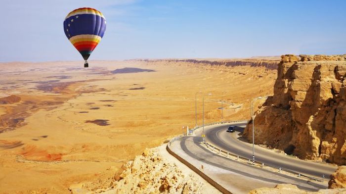 sehenswürdigkeiten tours in dubai flug mit einem ballon über die wüste attraktive touristen attraktionen