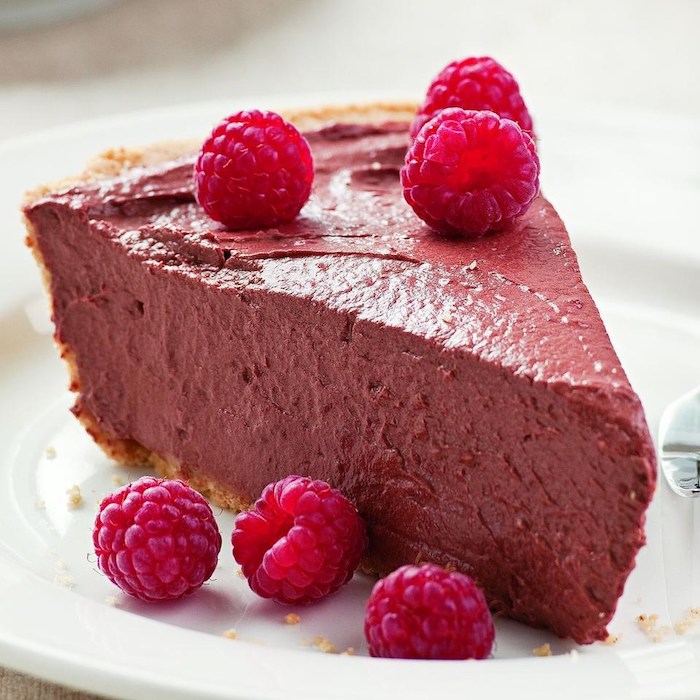vegane schokolade pudding zum kuchen machen himbeer-schokolade süßigkeit nachtisch für veganer