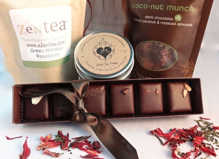 schokolade vegan zum geschenk geben schenken geschenkidee für gourmer lieber zen tee kakaobohnen rohe creme und schokopralinen