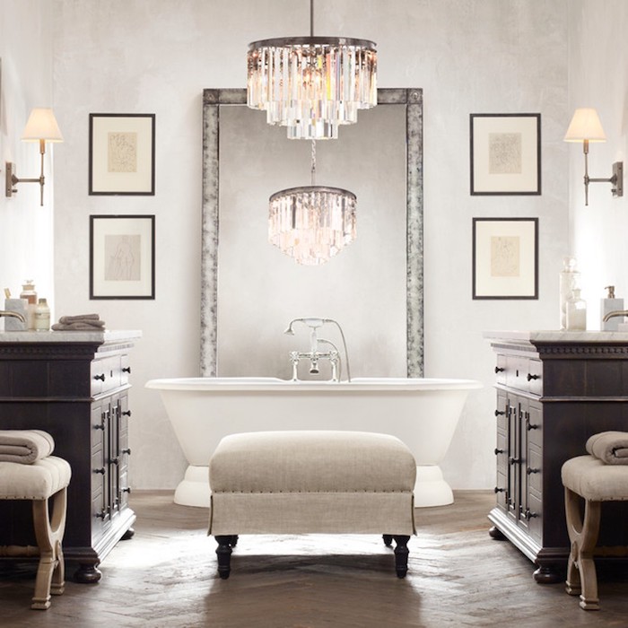 badezimmergestaltung in modern vintage stil, kronleuchter aus kristall
