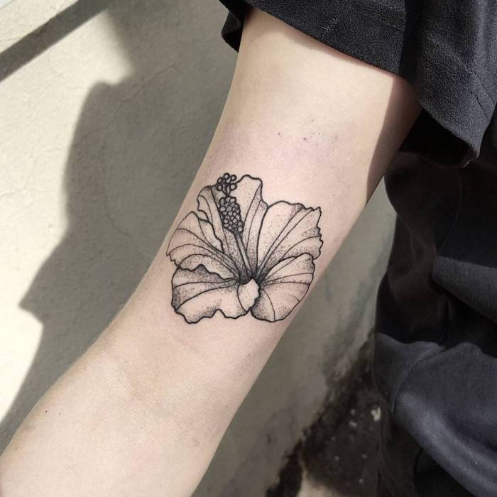 Tulpen Tattoo Schwarz Weiß