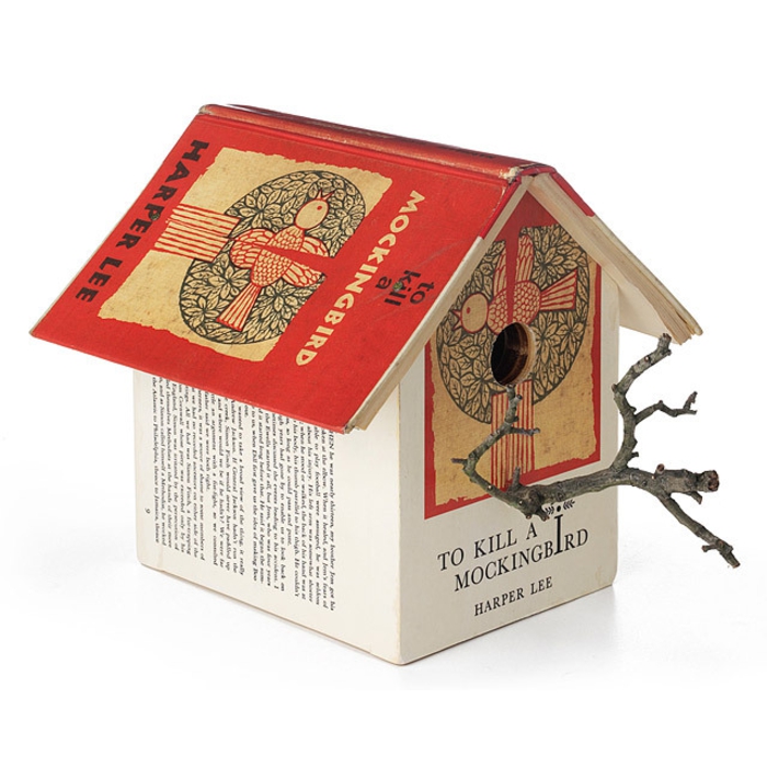 Kreative Deko Idee, Vogelhaus aus Büchern "Wer die Nachtigall stört", Deko Vogelhäuschen