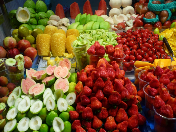 Berliner Wochenmärkte, Obst und Gemüse aus der Region und auch aus fernen Ländern